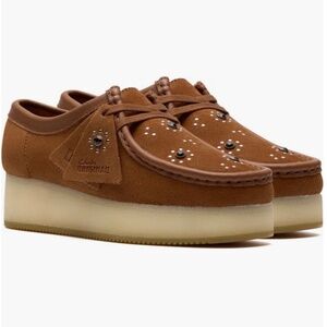 CLARKS Originals Women Wallacraft Studded Moccasin Brown/Orange Suede Size 7.5